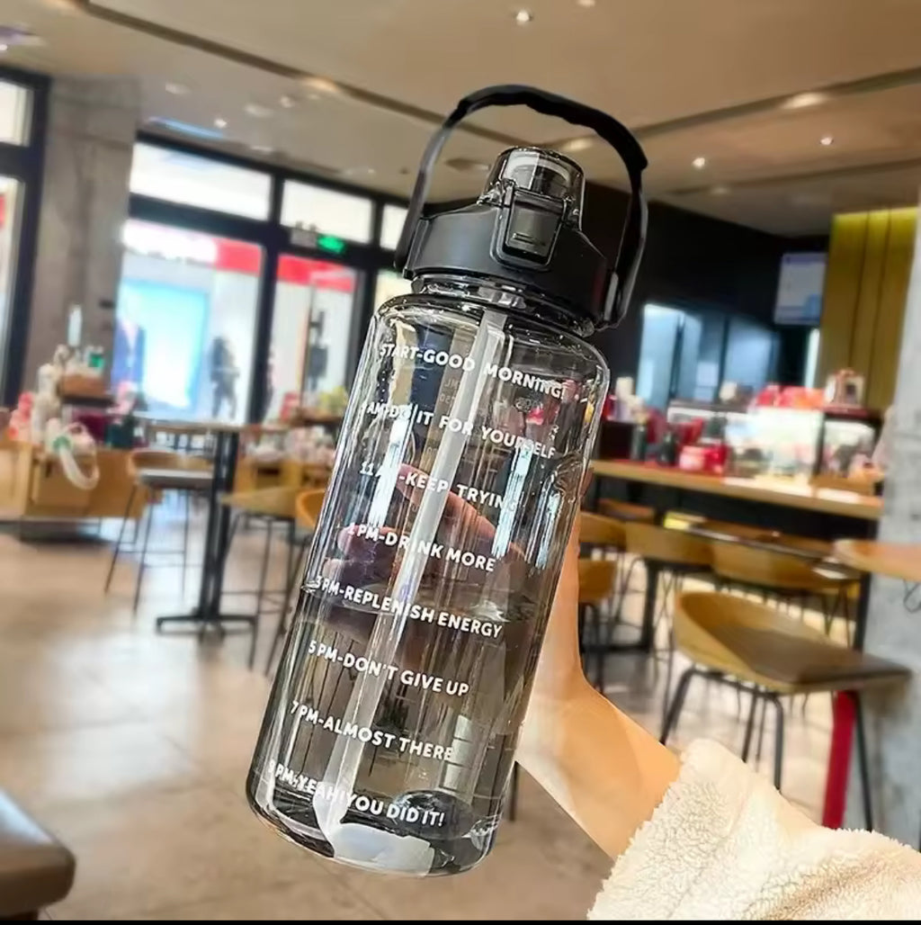 Borraccia Motivazionale 2L con Cannuccia | Antiperdita e BPA Free